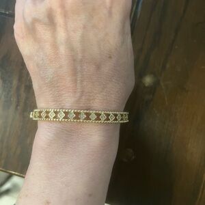 Women’s Elegant Gold Tone Bangle Bracelet